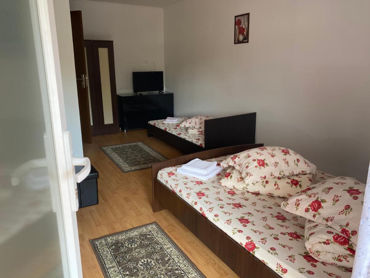 Casa Gabriela Hotel Совата Екстериор снимка